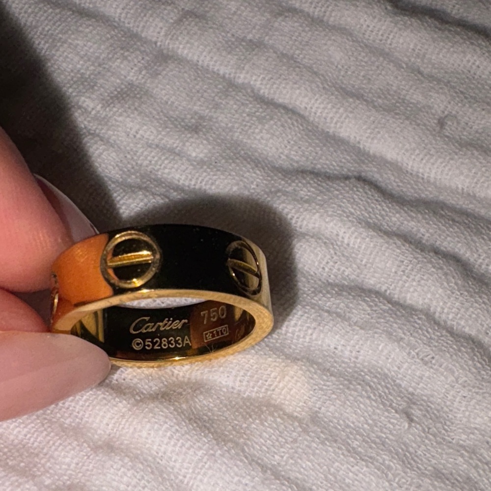 Elegant Gold “LOVE” Ring